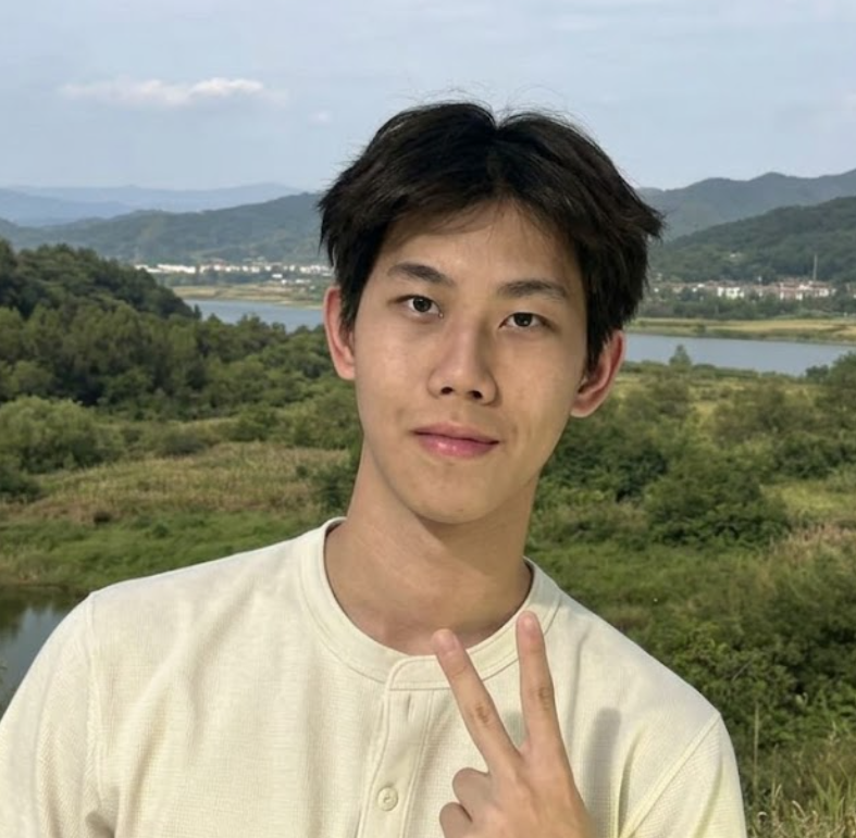 DENG YIXUAN